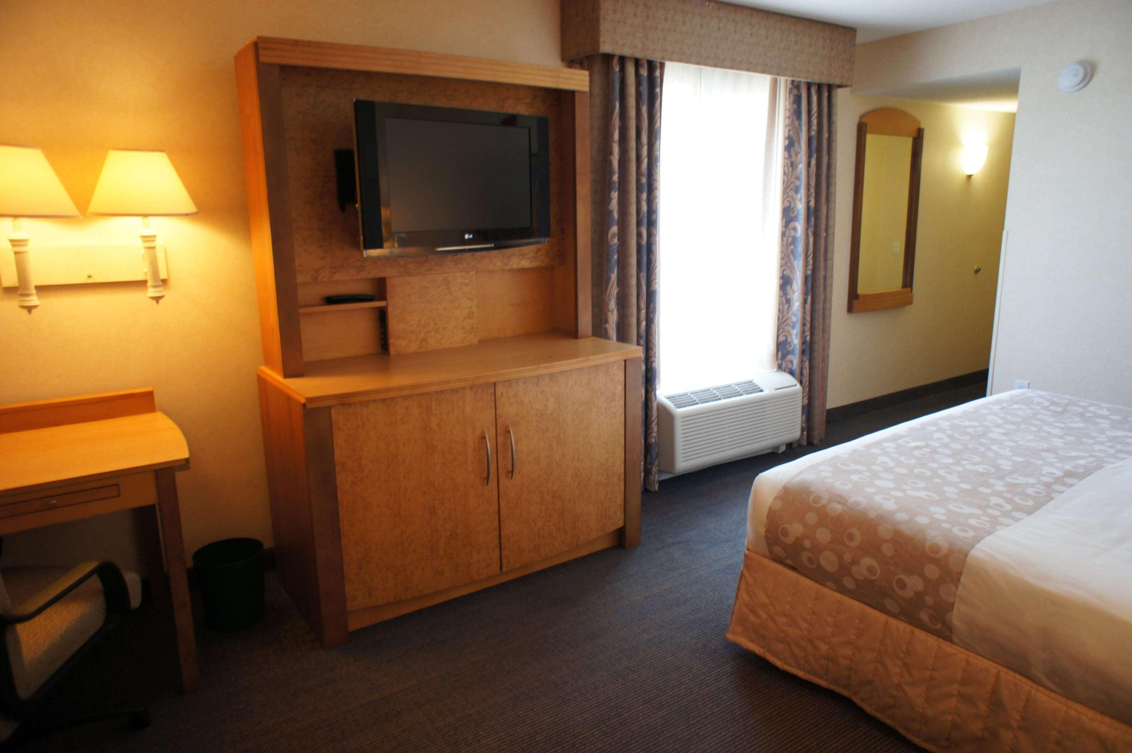 La Quinta By Wyndham Islip - Macarthur Airport Bohemia Екстер'єр фото