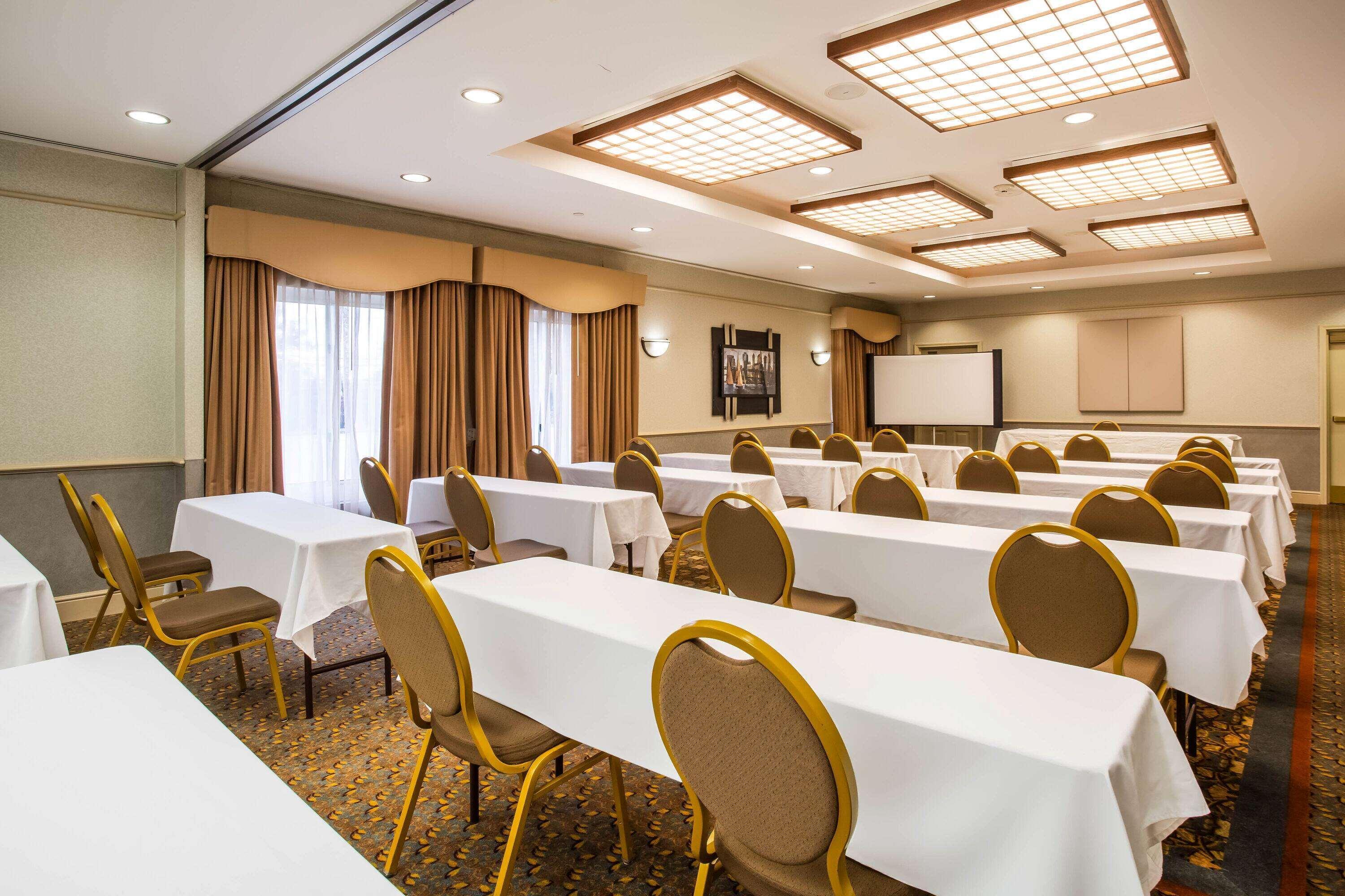 La Quinta By Wyndham Islip - Macarthur Airport Bohemia Екстер'єр фото