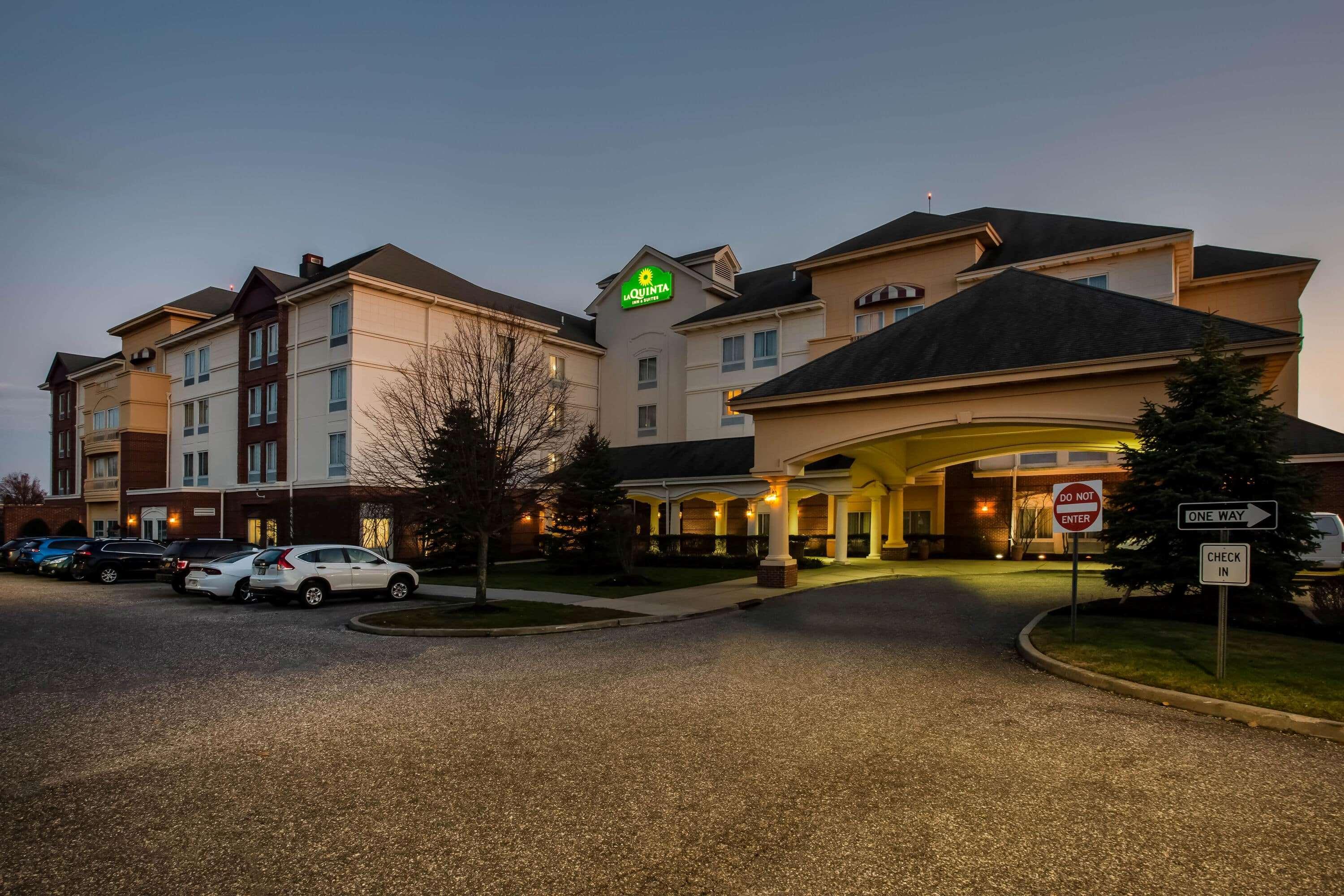 La Quinta By Wyndham Islip - Macarthur Airport Bohemia Екстер'єр фото