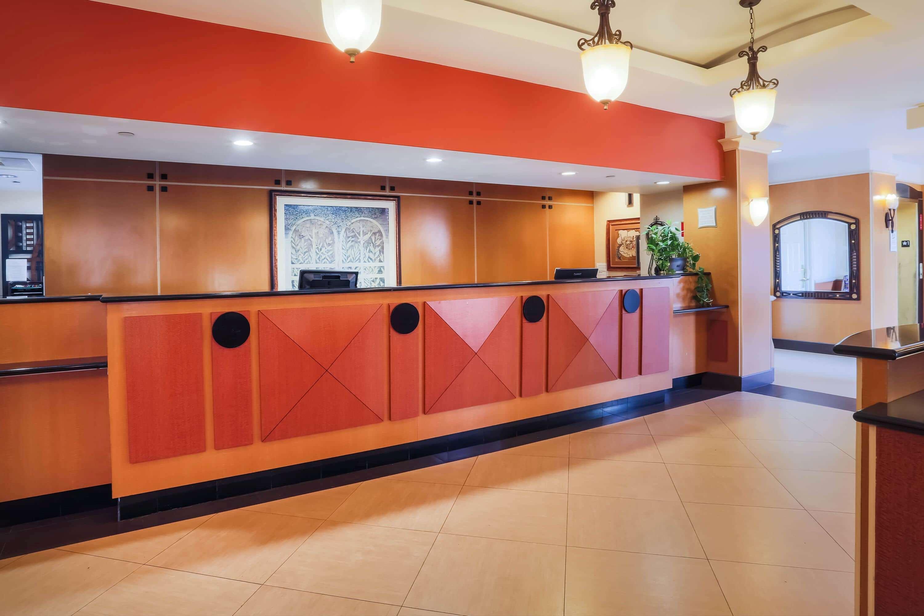 La Quinta By Wyndham Islip - Macarthur Airport Bohemia Екстер'єр фото