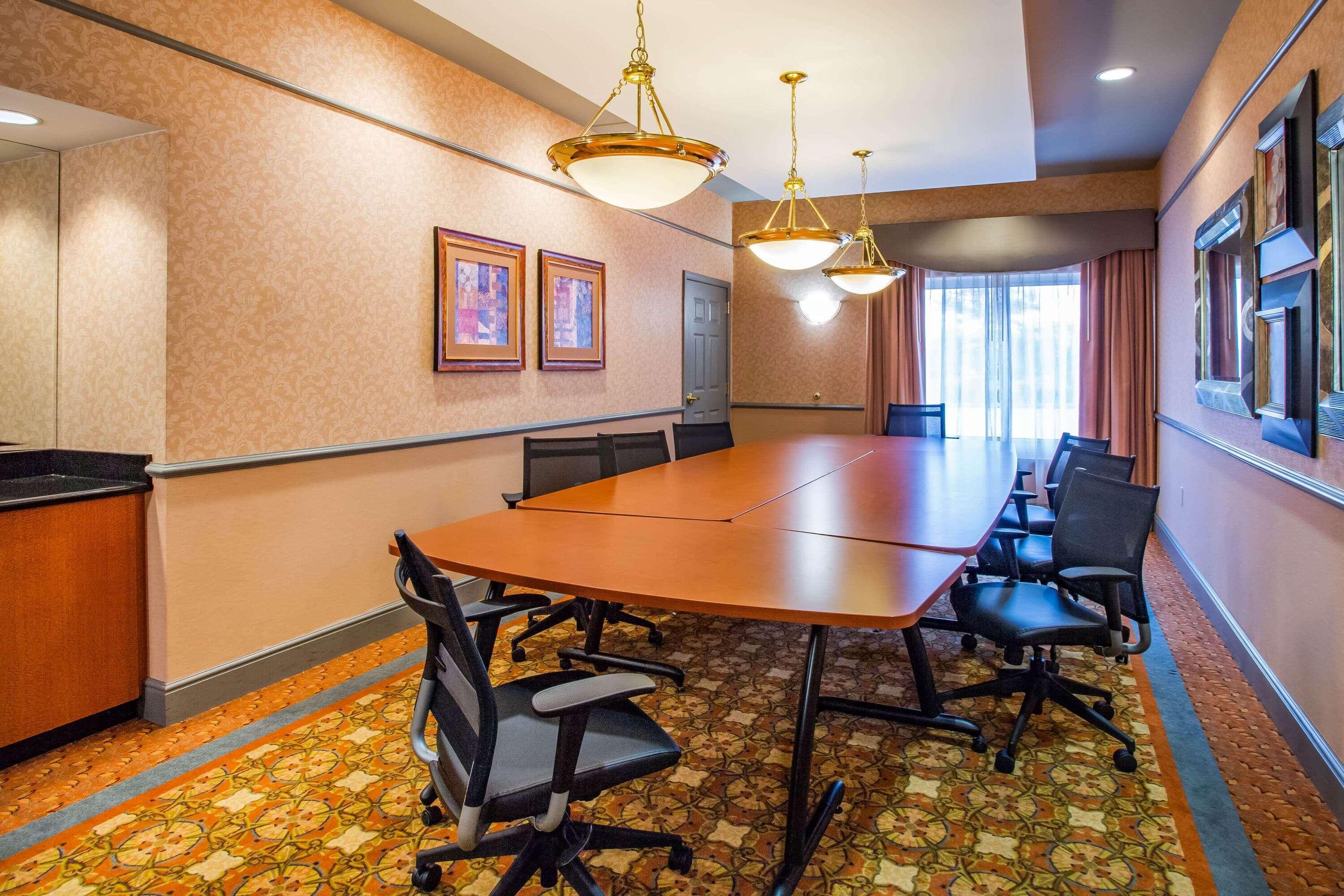 La Quinta By Wyndham Islip - Macarthur Airport Bohemia Екстер'єр фото
