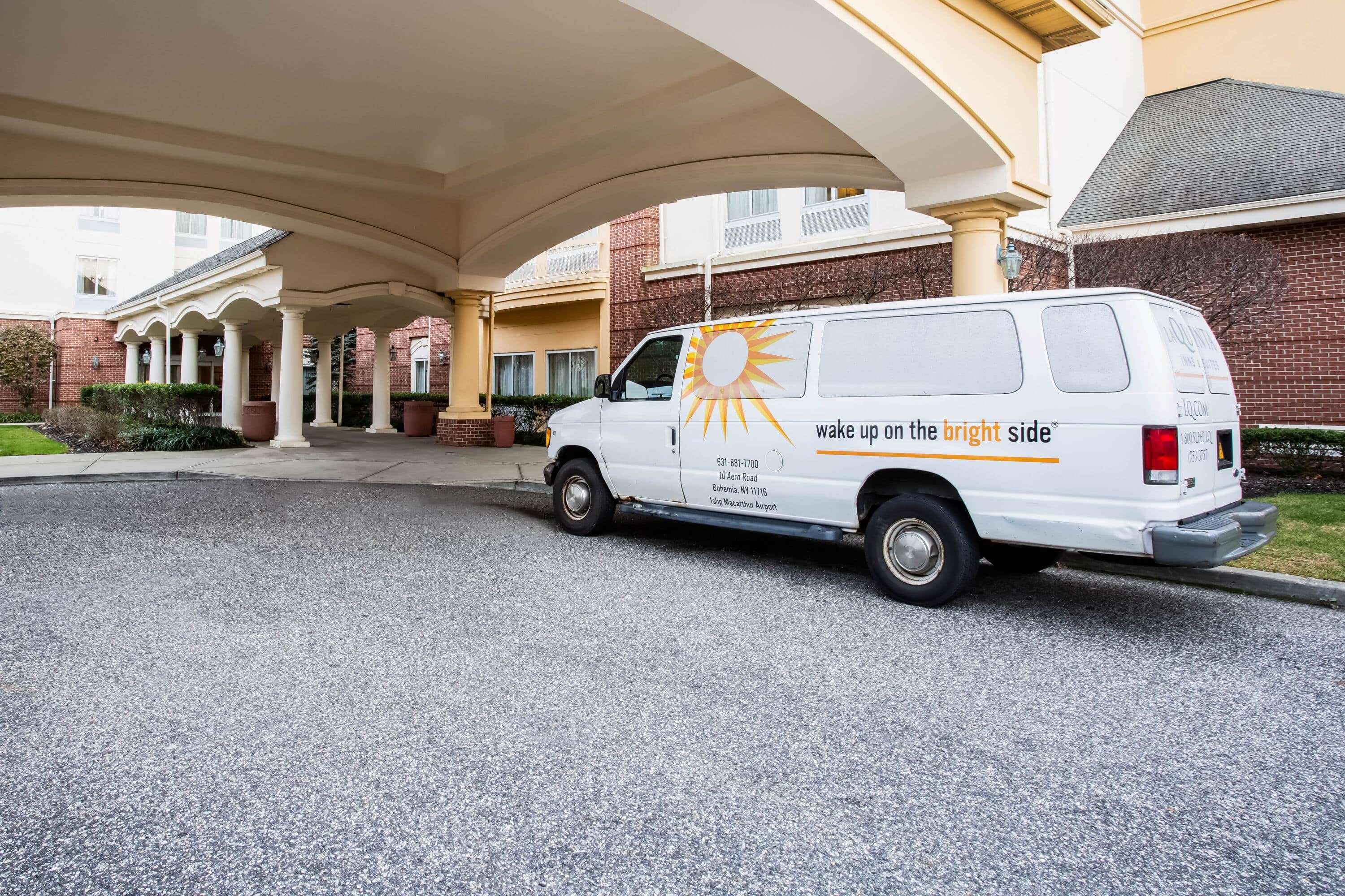 La Quinta By Wyndham Islip - Macarthur Airport Bohemia Екстер'єр фото